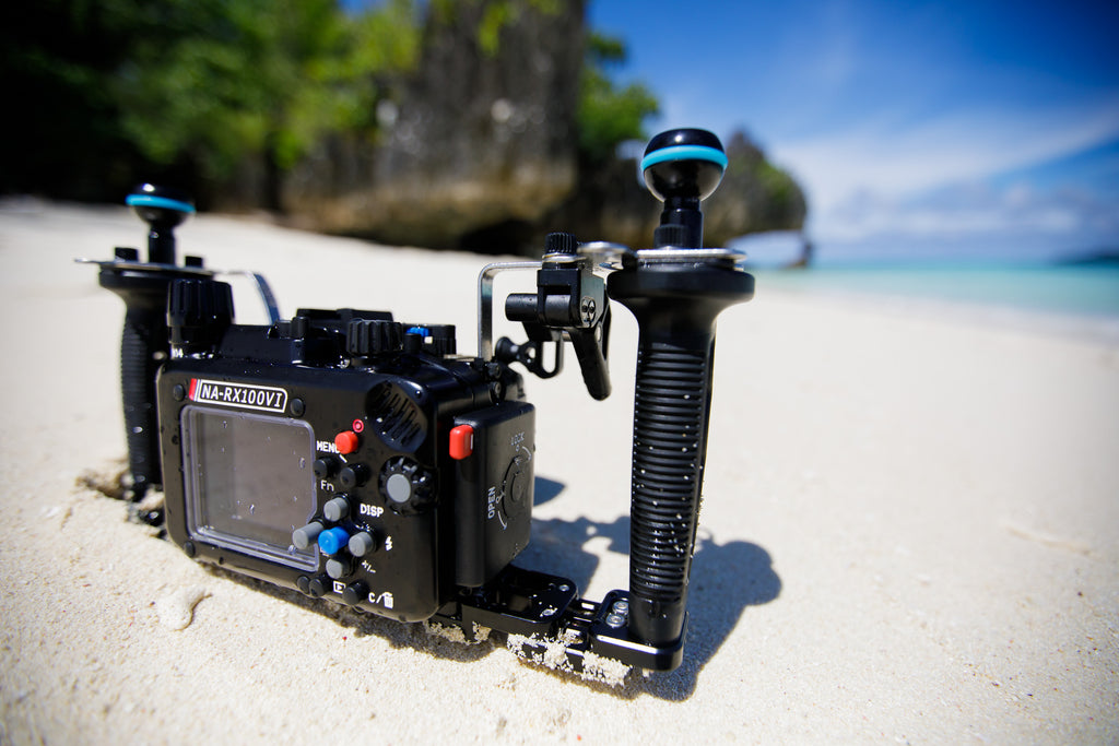 Nauticam NA-RX100ii INON UHL-H100レンズ付き NAUTICAM NA-RX100II Inon UHL-H100 Camera Accessories with